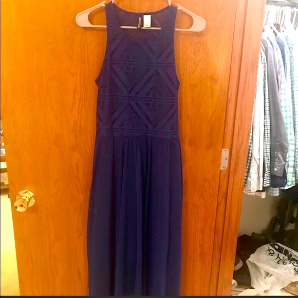 H&M Dresses & Skirts - H&M Dress